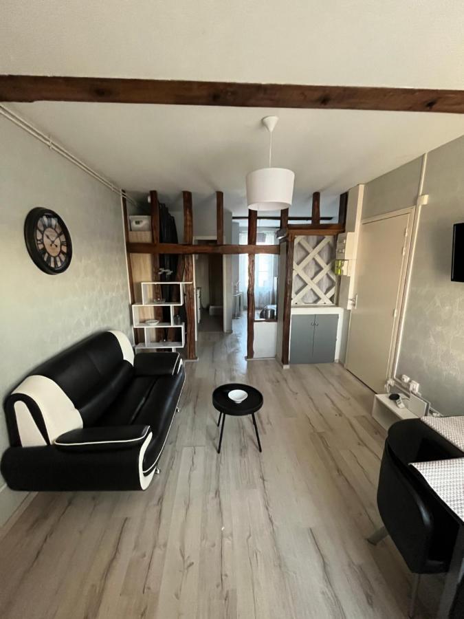 Saint Martin Apartment Troyes Exterior photo